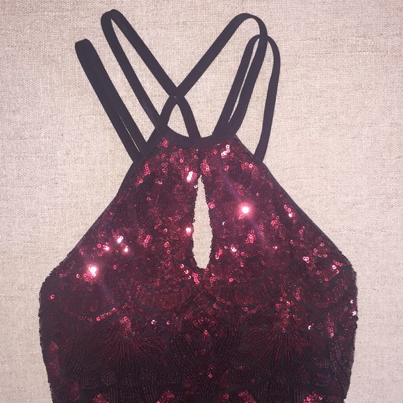 Morgan & Co Merlot Sequin Dress Size 1/2 - Picture 3 of 5